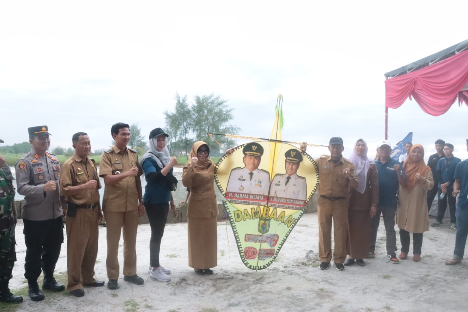 Sambut HUT ke-79 RI, Pemkab Sergai Gelar Festival Layang-layang Dambaan dan Sepak Bola Pantai