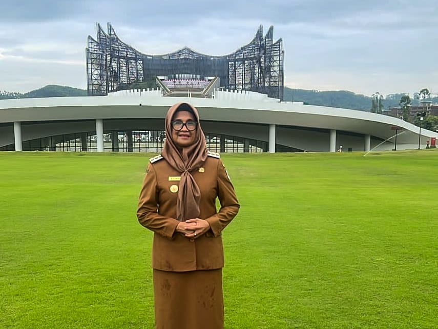 Wali Kota Pematangsiantar dan Presiden Jokowi Bersama 517 Kepala Daerah se-Indonesia di Istana Garuda, Ibu Kota Nusantara (IKN)