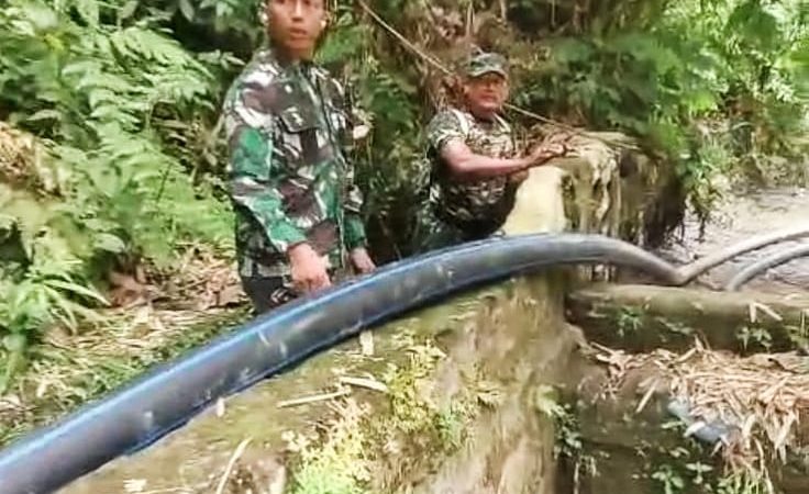Pawas TMMD Inspeksi Progres Perkerasan Pembangunan Jalan Sepanjang 510 Meter