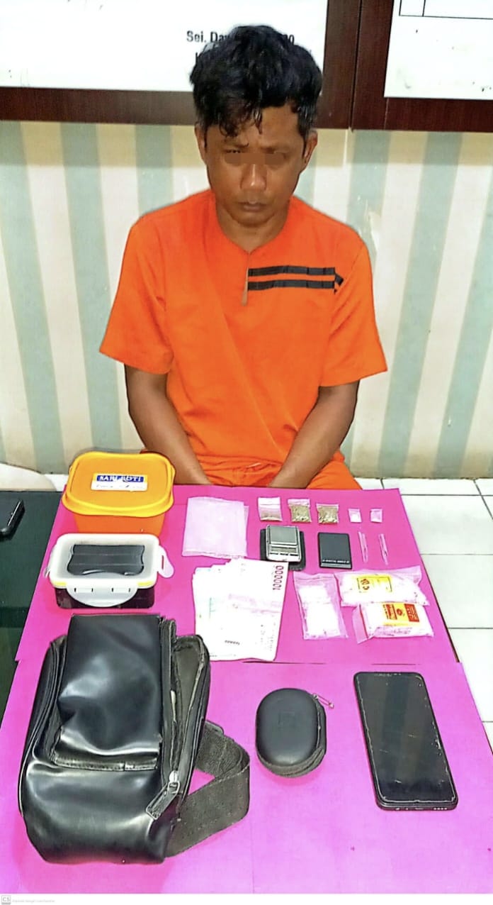 Pelaku Pengedar Sabu dan Ganja Berhasil di Tangkap Polsek Rengat Barat Inhu