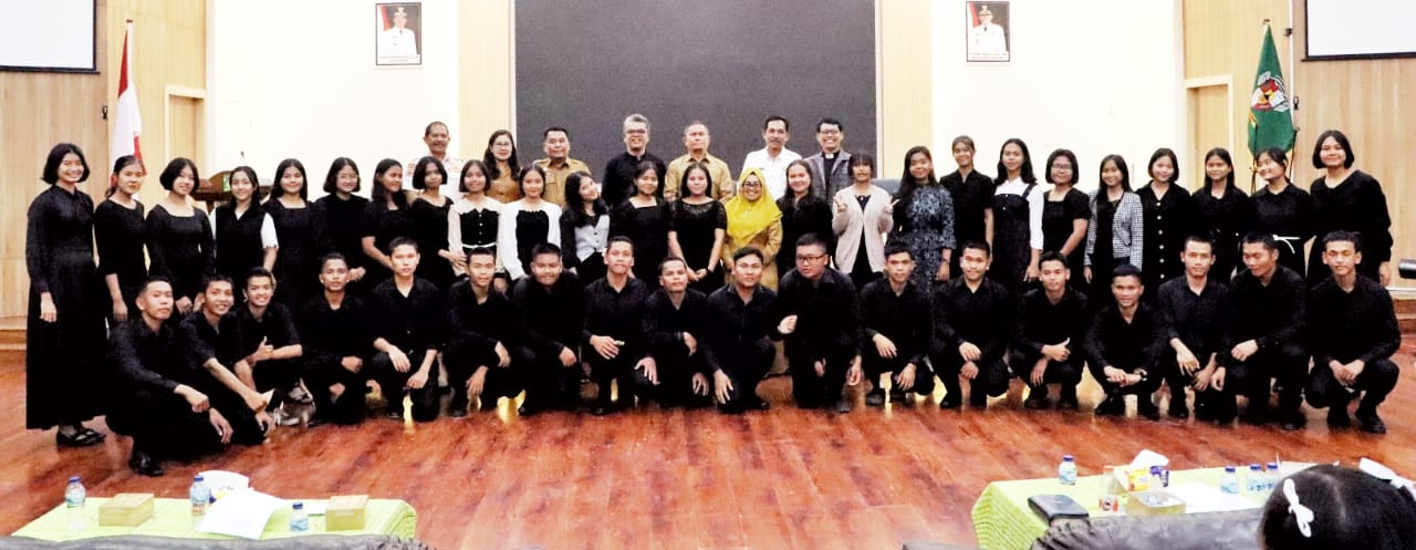 Pemkab Simalungun Berangkatkan Kontingen Pesparawi Tingkat Provinsi Sumut