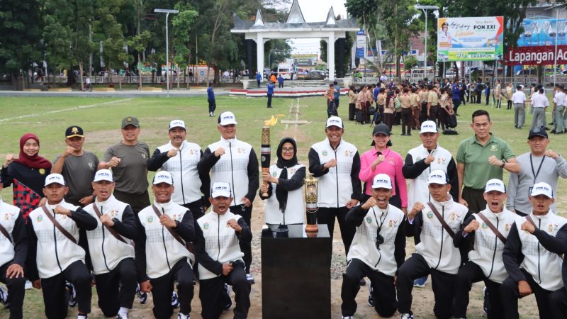 Kapolres Pematangsiantar Sambut Kedatangan Kirab Api PON XXI Tahun 2024 Aceh-Sumut