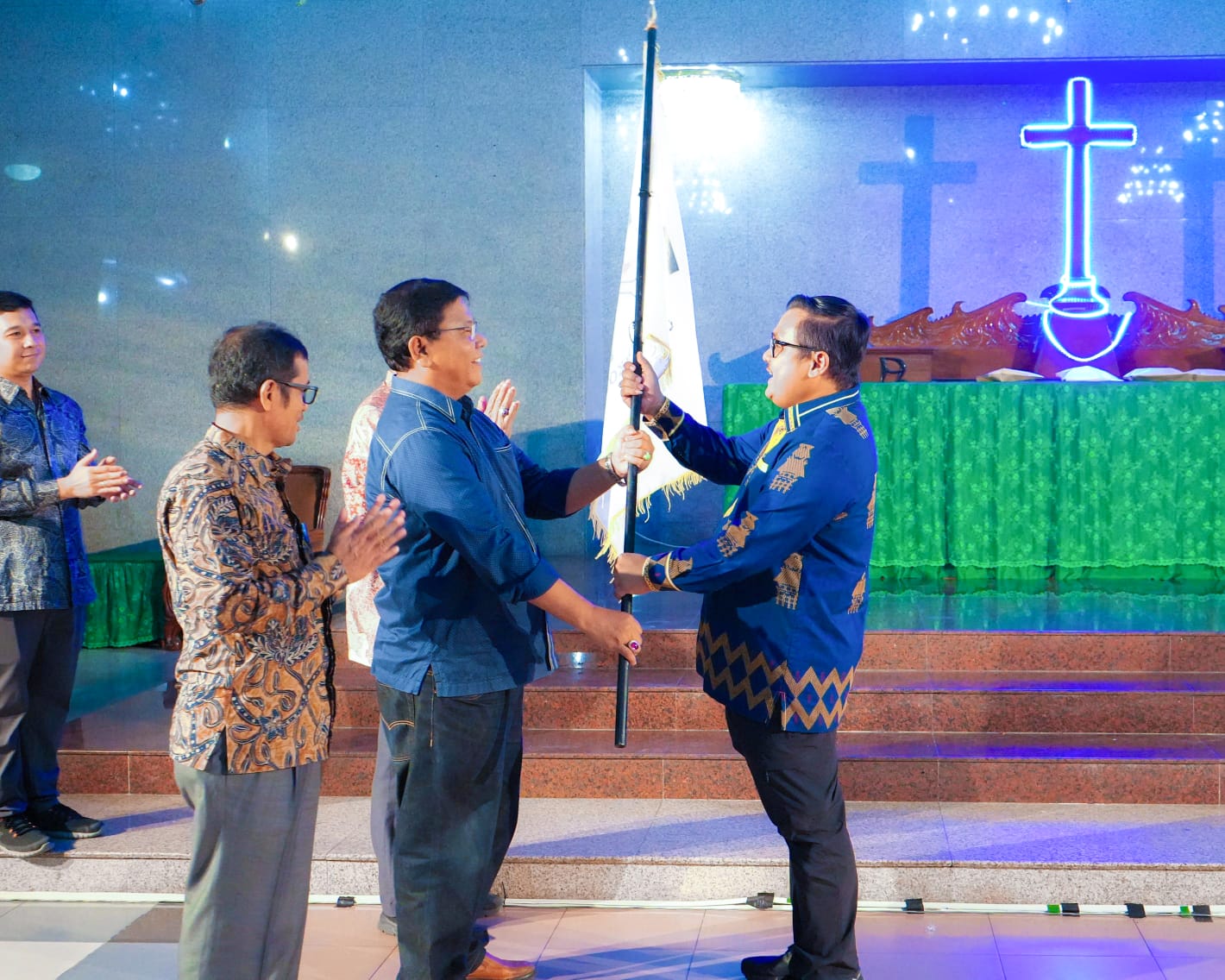 Lepas Kontingen Pesparawi Kota Medan, Pj Sekda Optimis Juara Umum Kembali