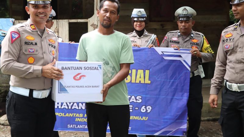 Sambut Hari lalu Lintas Ke 69, Polantas Polres Aceh Barat Gelar Bakti Sosial
