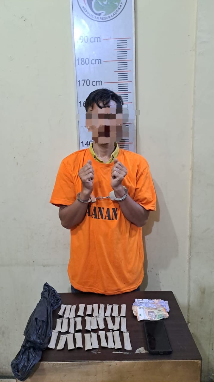 Sat Res Narkoba Polres Langkat Polda Sumut Tangkap Pelaku Tindak Pidana Penyalahgunaan Narkotika Jenis Ganja