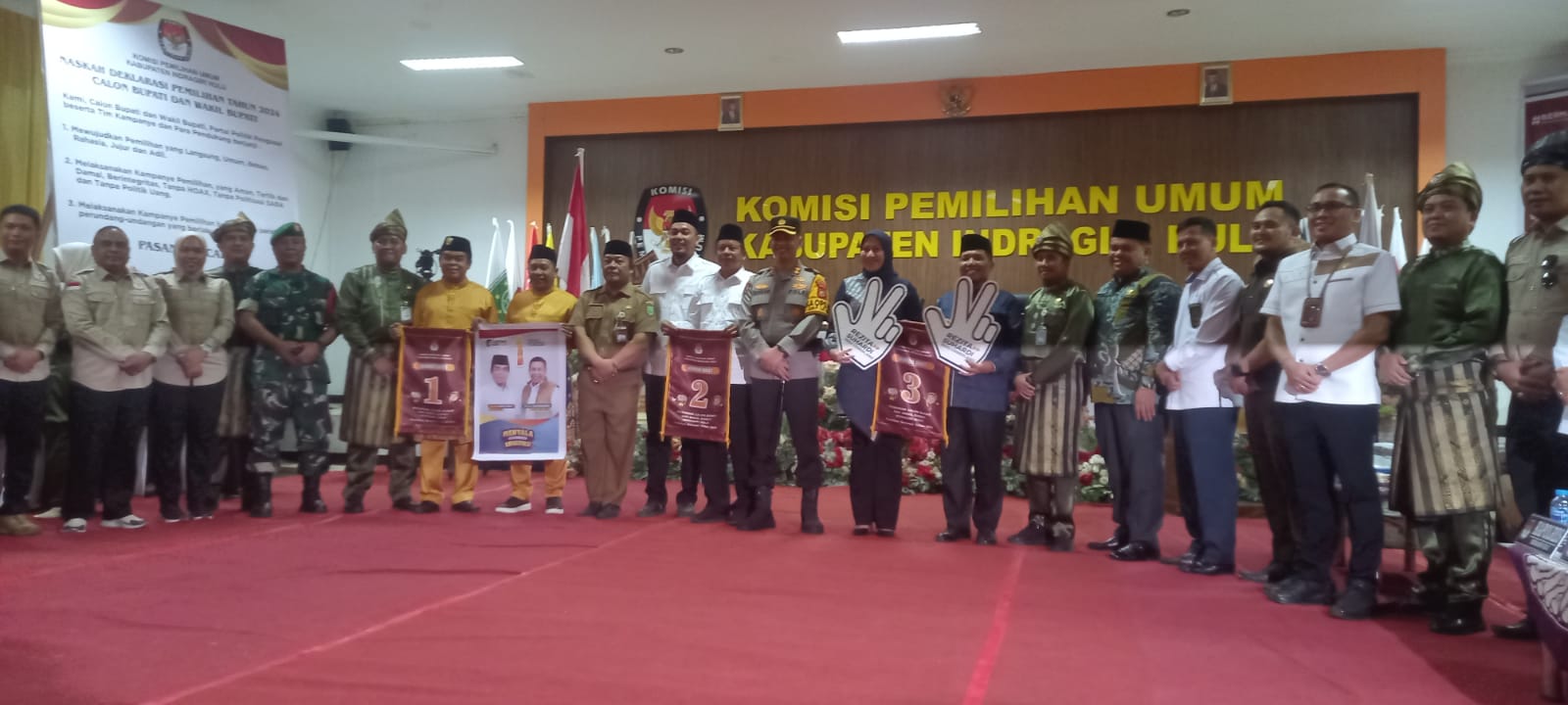 3 Paslon Bupati dan Wabup Cabut Undian Nomor Urut Pilkada 2024
