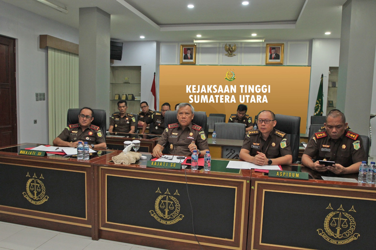 Gara-Gara Rak Minyak Ketengan Melewati Batas Tanah, Aniaya Tetangga Akhirnya Berdamai dan Perkaranya Dihentikan dengan RJ