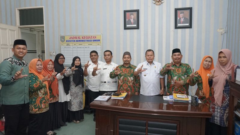 Asisten Administrasi Umum Terima Audiensi FKDT Kabupaten Asahan