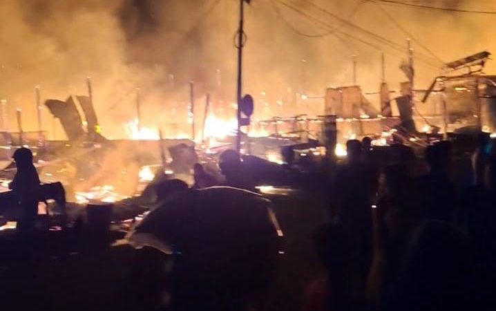 Kebakaran Hebat Lahap Habis Ruko  di Pemukiman Padat Penduduk di Pusat Kota Sinabang