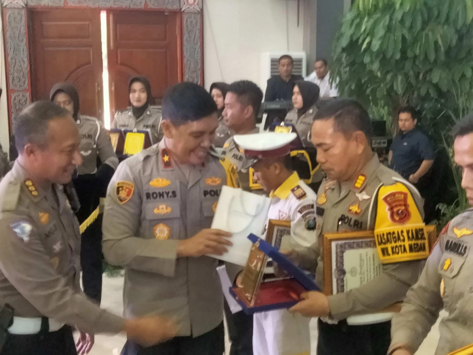 Satlantas Polres Pelabuhan Belawan Juara 2 Lomba Kampung Tertib Lalu Lintas