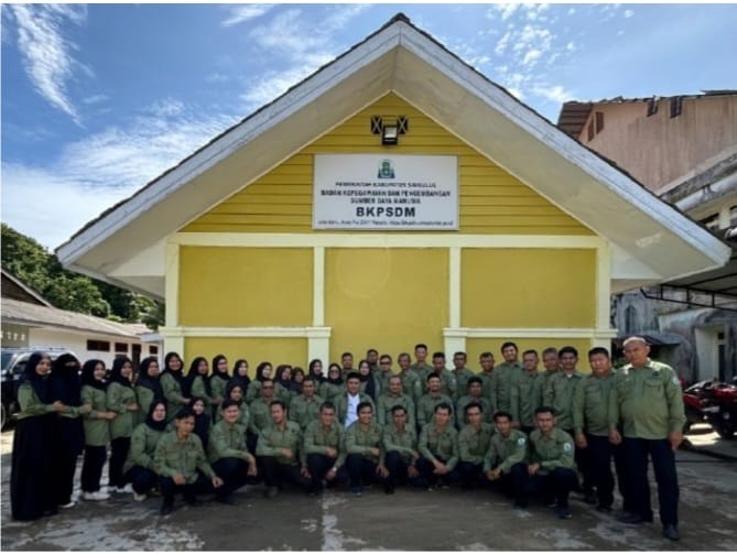 Pj. Bupati Simeulue beserta Pj. Sekda kunjungi Kantor BKPSDM Kabupaten Simeulue