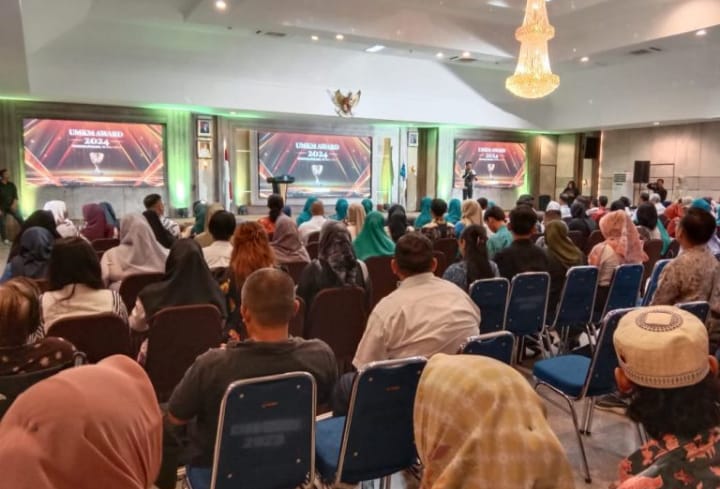 Pj Wali Kota Pangkalpinang Hadiri UMKM Award Provinsi Kepulauan Bangka Belitung
