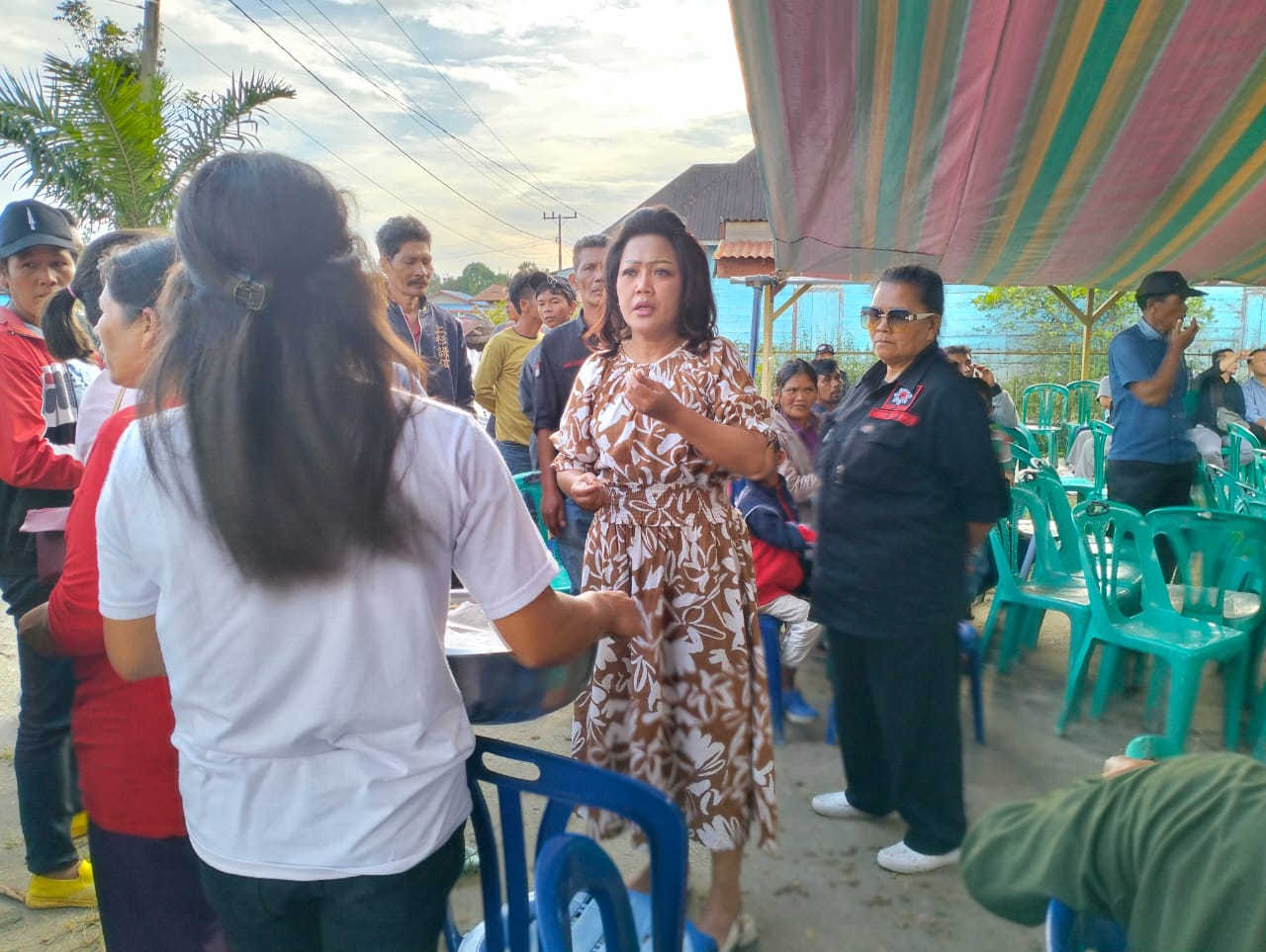 Satika & Sarlandy Minta Generasi Muda di Sabungan Ni Huta Jauhi Narkoba Serta Judi Online