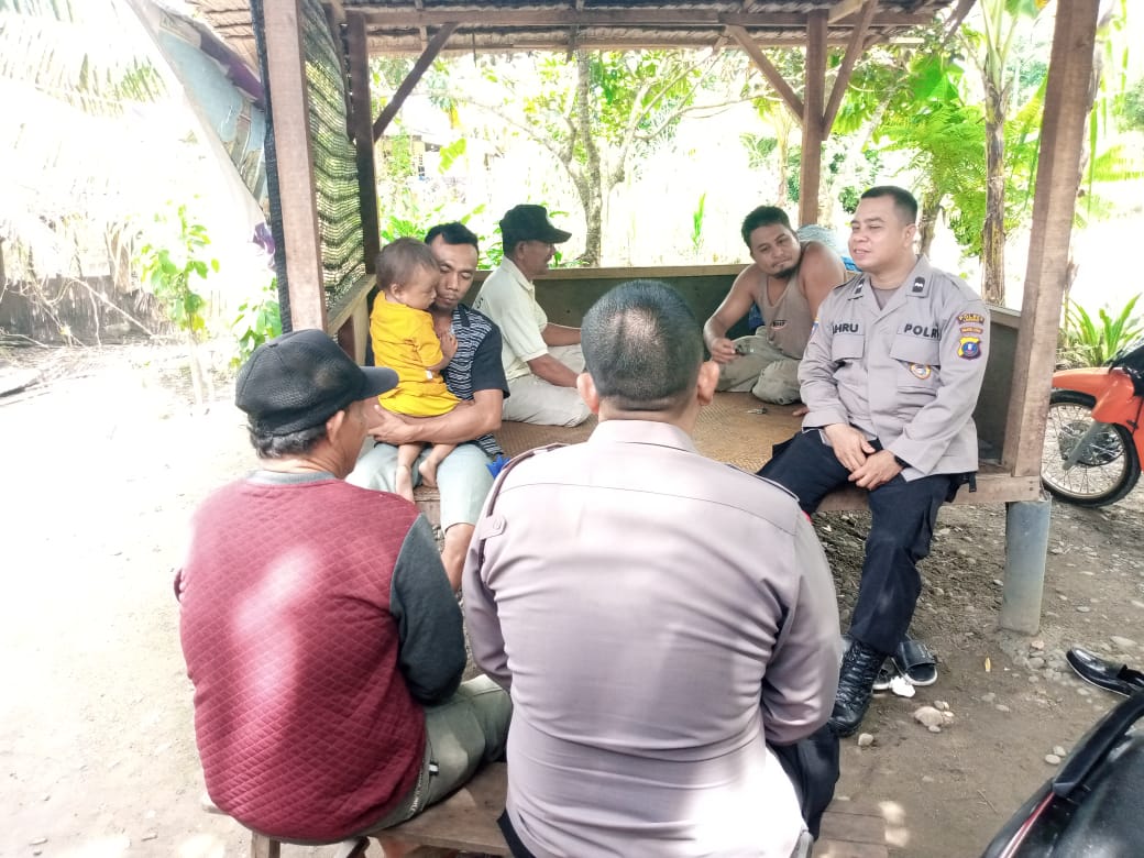 Menjelang Pilkada Serentak 2024 Bhabinkamtibmas Kelurahan Paya Mabar Stabat Laksanakan Cooling System