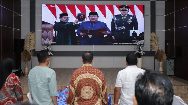 Pjs Wali Kota Pematangsiantar Bersama Pimpinan OPD Nonton Bareng Pelantikan Presiden-Wakil Presiden RI