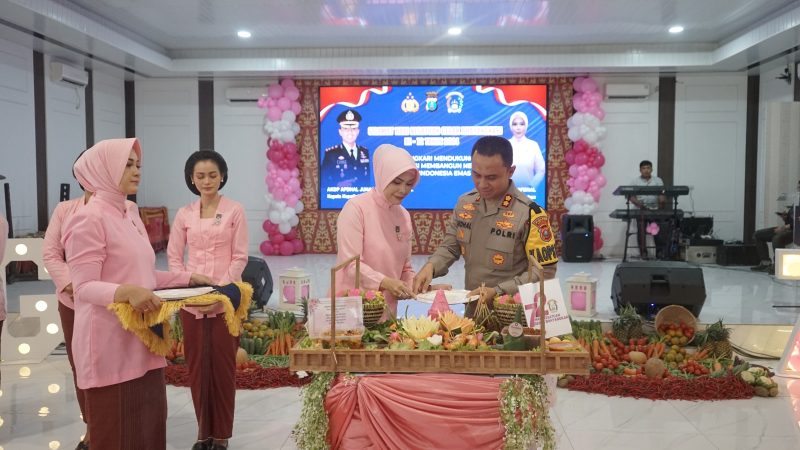 Pjs. Bupati Asahan Hadiri Hari Kesatuan Gerak Bhayangkari Ke-72