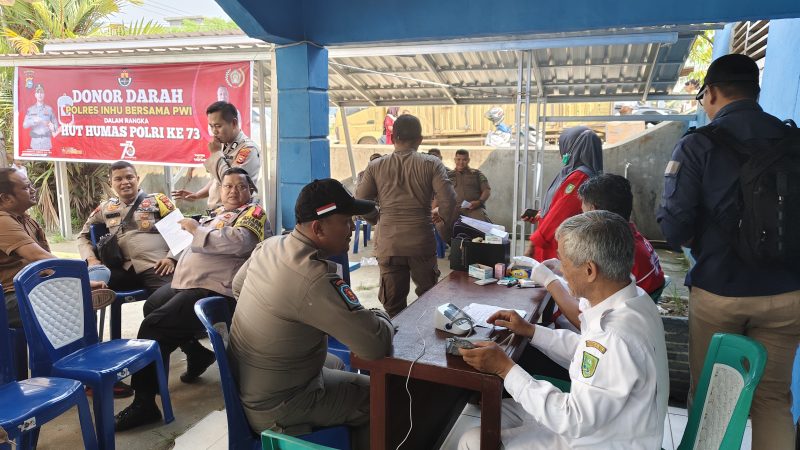 Hari Jadi Humas Polri, Polres Inhu Bersama PWI Gelar Donor Darah
