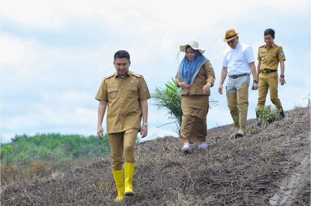 Paslon Petahana Panca-Ardani Sosialisasikan Program Intensifikasi dan Ekstentifikasi Pertanian Padi