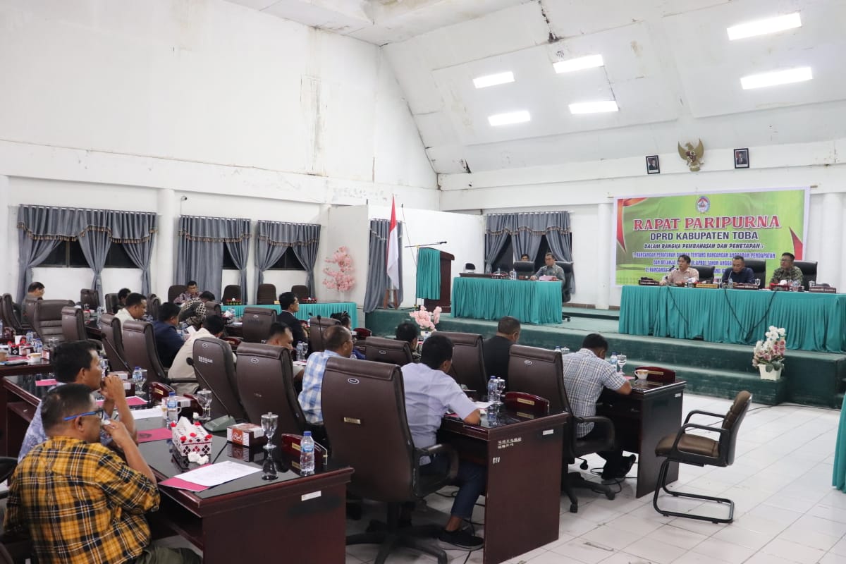Pjs Bupati Toba Sampaikan Nota Jawaban APBD 2025, Fokus Peningkatan PAD dan Pengembangan UMKM