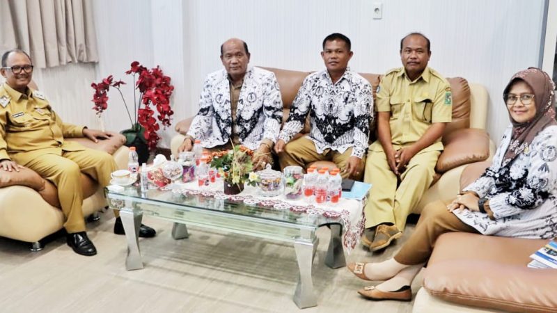 Jelang Peringatan HUT PGRI ke-79, Plt Bupati Simalungun Tekankan Pentingnya Peningkatan Mutu Pendidikan dan Netralitas ASN