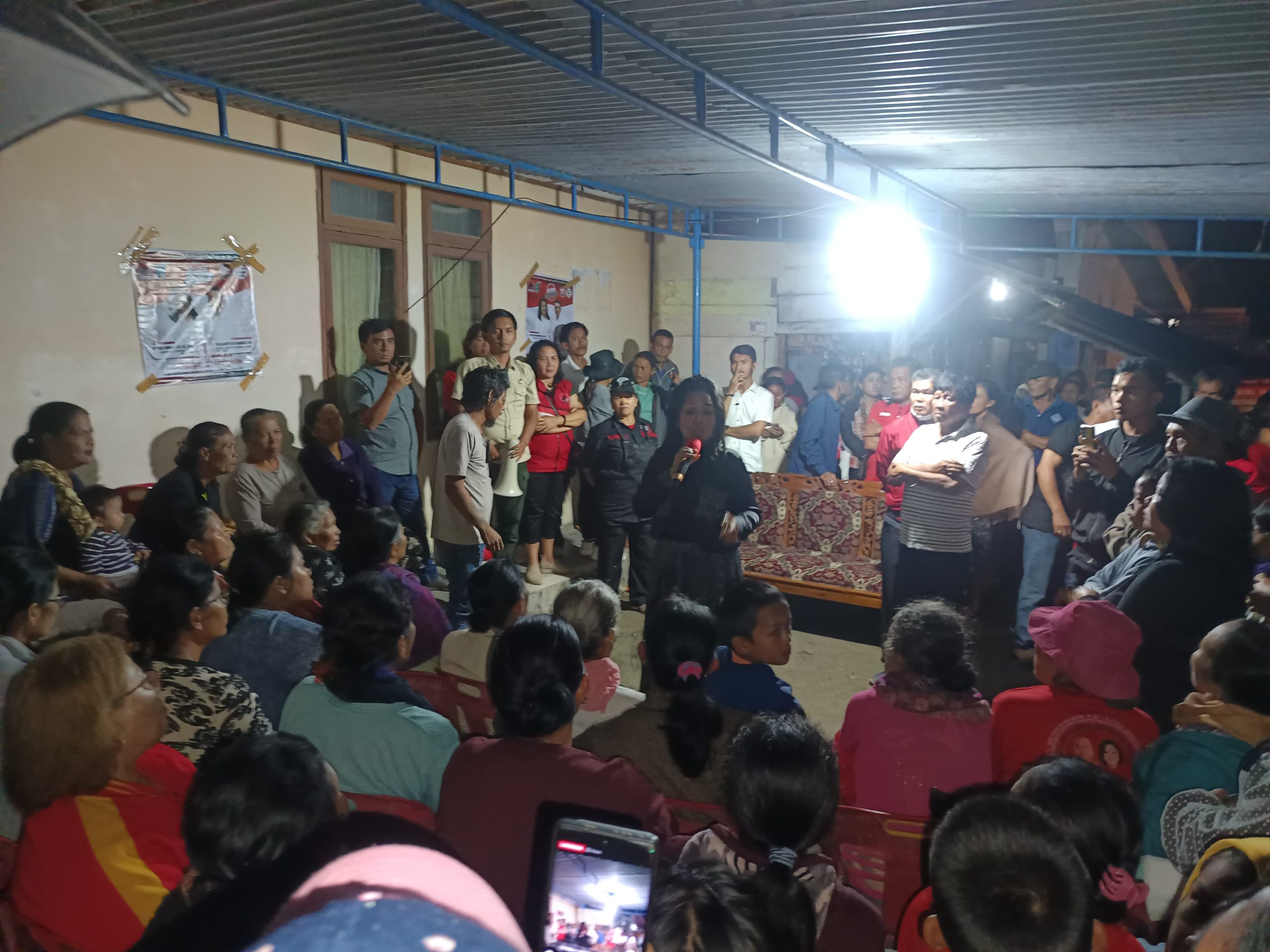 Kampanye di Desa Hutapea, Satika Simamora: Doakan Saya Menang Agar Bisa Membantu Masyarakat