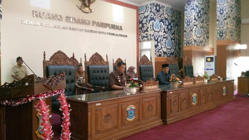 Ketua DPRD Abang Hertza Pimpin Paripurna Keputusan DPRD Terhadap Raperda Perubahan APBD TA 2024