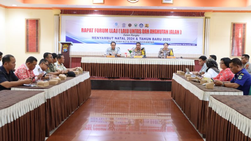Kapolres Pematangsiantar Pimpin Rapat FLLAJ Kesiapan Jelang Nataru