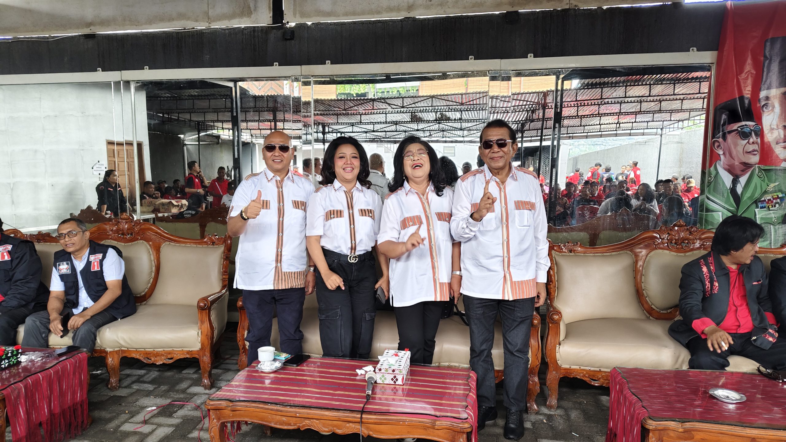 Berangkat Menuju Kampanye Akbar, Satika Simamora dan Sarlandy Hutabarat di Do’akan Menang Menjadi Bupati di Kab.Taput