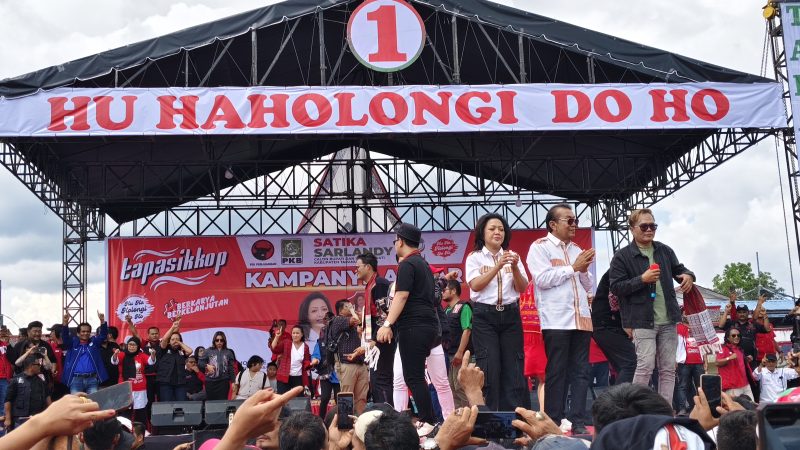 Kampanye Akbar Paslon Nomor urut 1, Lapangan  Serbaguna Kota Tarutung Jadi Lautan Manusia