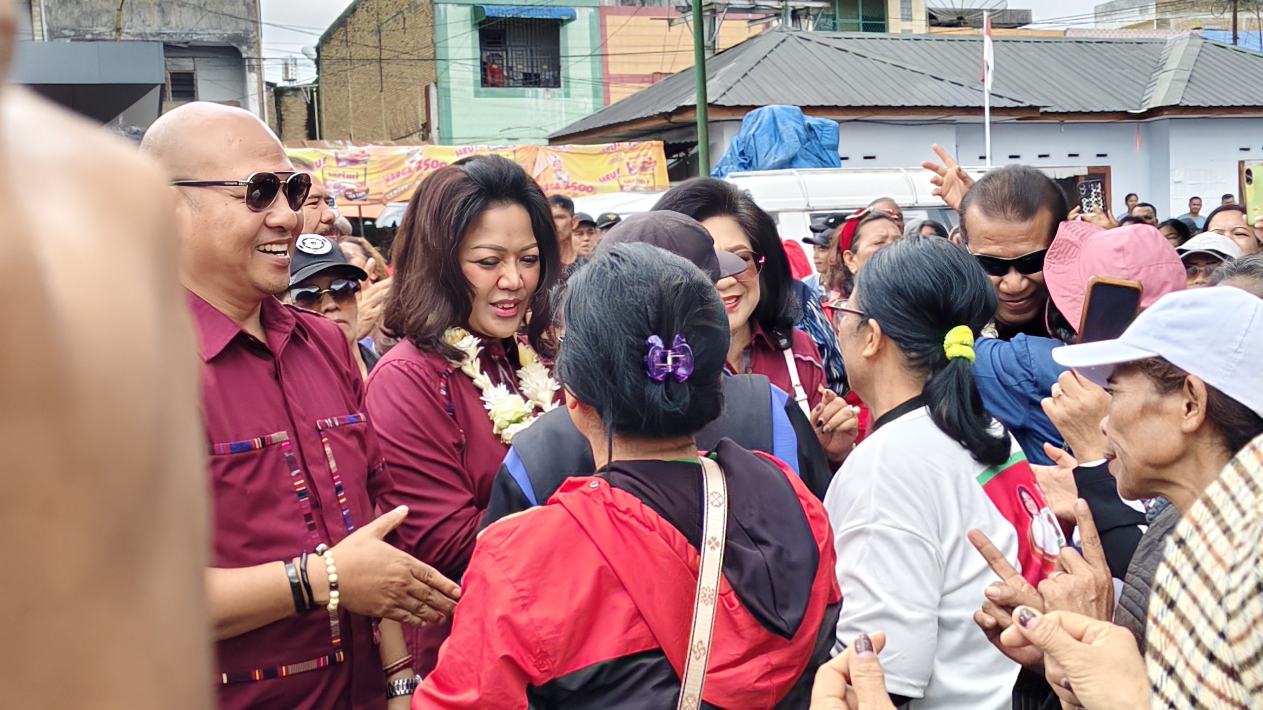 Kampanye Borhat-Borhat di Kecamatan Siborongborong, Satika – Sarlandy Didoakan Menang 27 November 2024