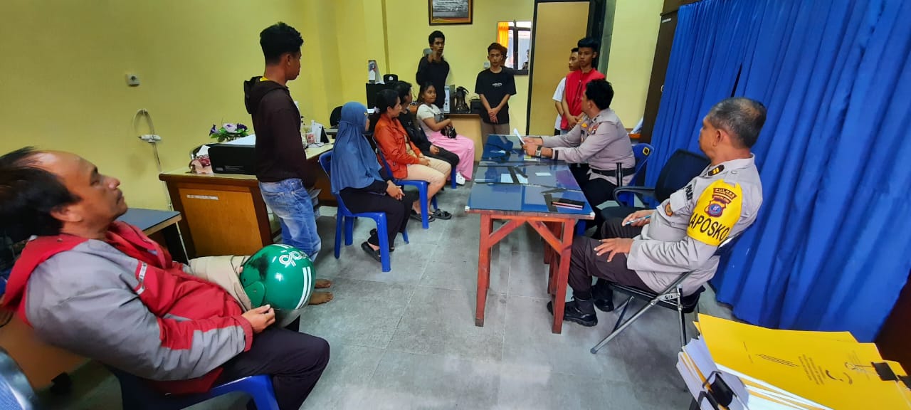 Sat Binmas Polres Pematangsiantar Lakukan Pembinaan kepada Lima Remaja Diduga Hendak Tawuran