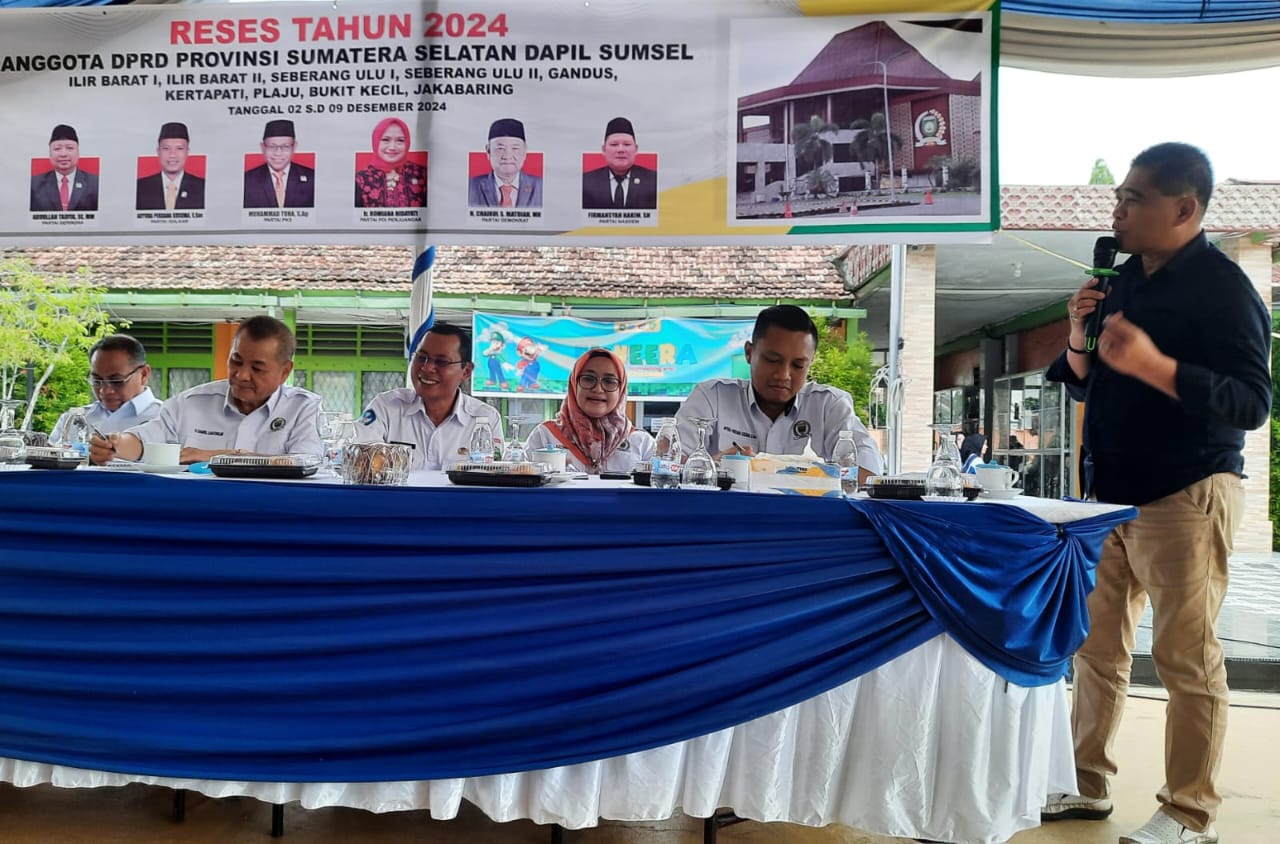 DPRD Provinsi Dapil Sumsel I Gelar Reses Tahap I Di SMAN 9 Palembang
