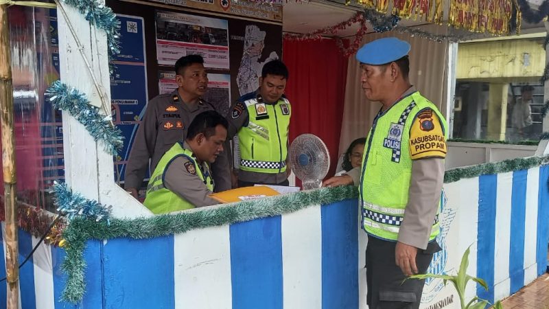 Kasub Satgas Propam Laksanakan Pengecekan Personil Pos Pam dan Pos Yan Ops Lilin Toba 2024