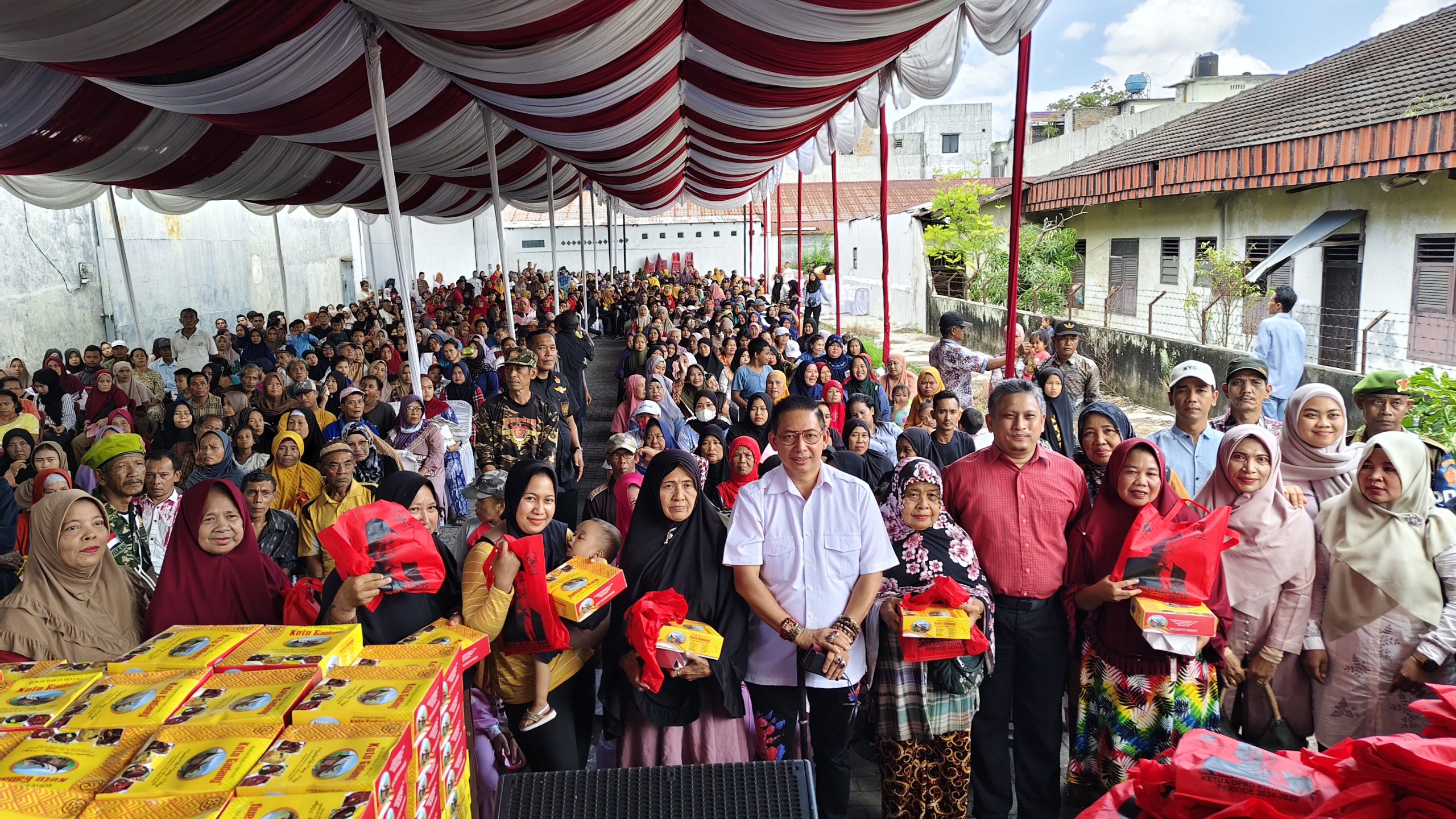 Ribuan Masyarakat di 2 Kecamatan Hadiri Pelaksanaan Reses Masa Sidang Pertama Ketua DPRD Kota Medan