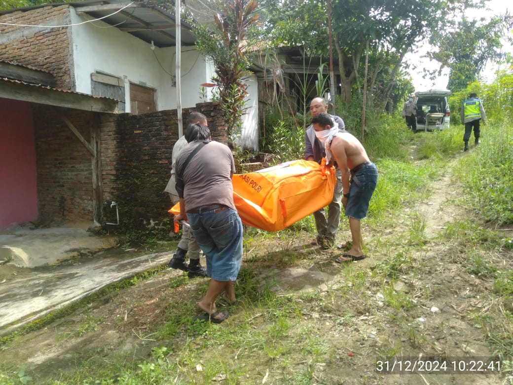 Polsek Siantar Martoba Cek TKP Temuan Mayat di Tanjung Pinggir