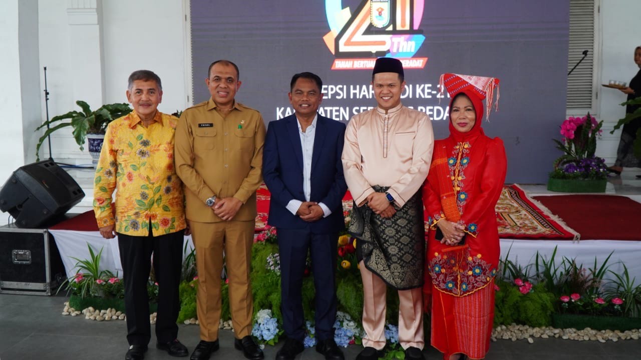 Pj Bupati Langkat Hadiri HUT Sergai ke-21: Semangat Kolaborasi Untuk Kemajuan Bersama