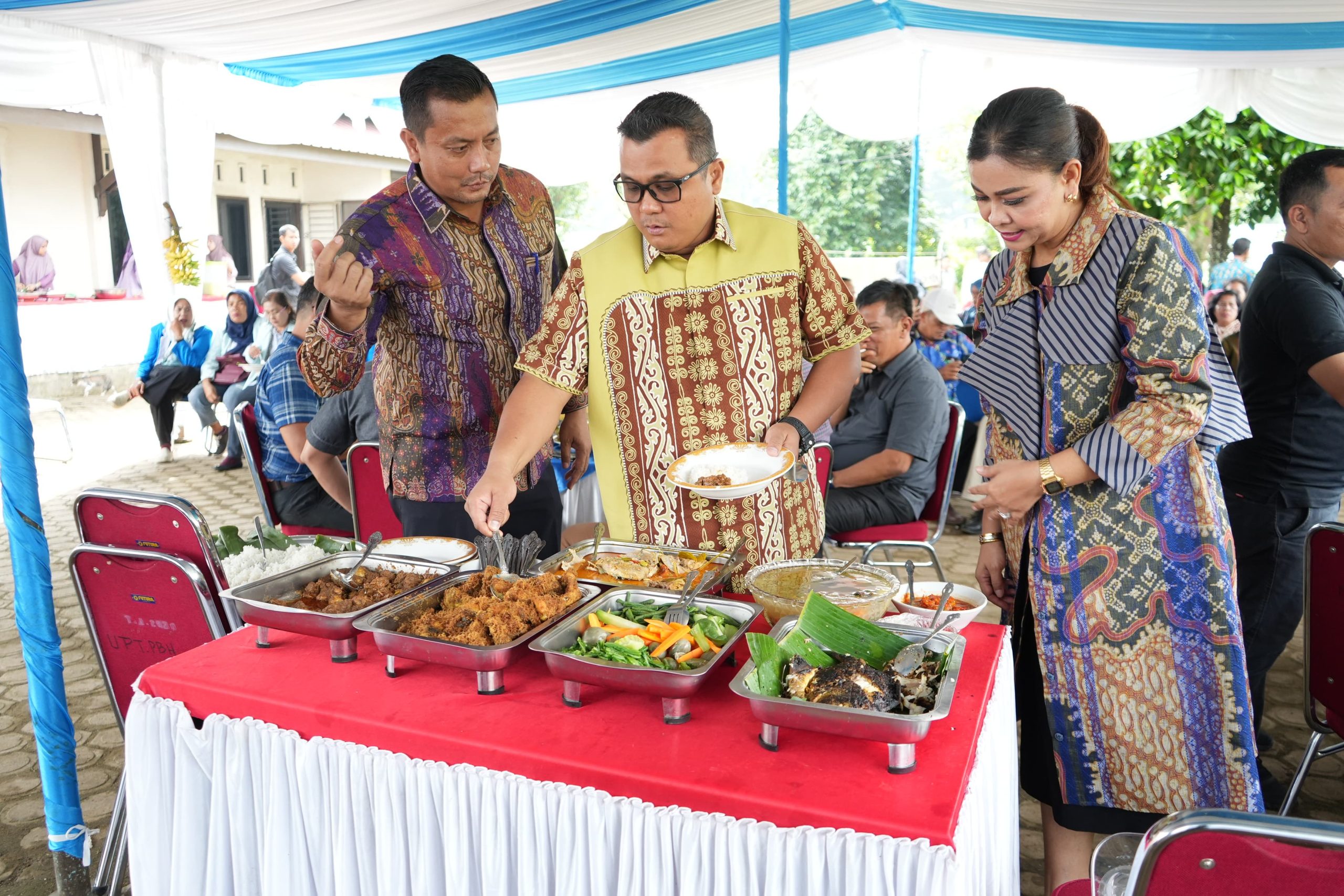 Suasana Kekeluargaan Selimuti Acara Silaturahmi Tahun Baru 2025 Dinas Ketahanan Pangan, Pertanian dan Perikanan Kota Medan