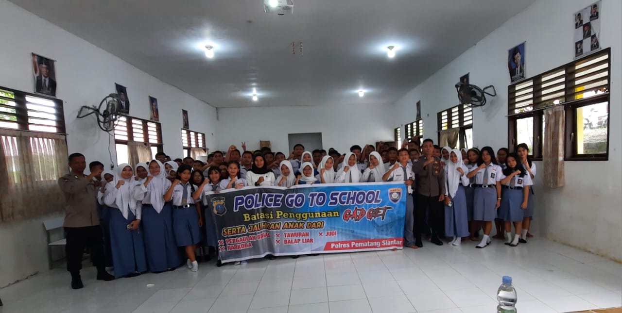 Polres Pematangsiantar Laksanakan Giat Police Go To School Beri Penyuluhan di SMA Negeri 6