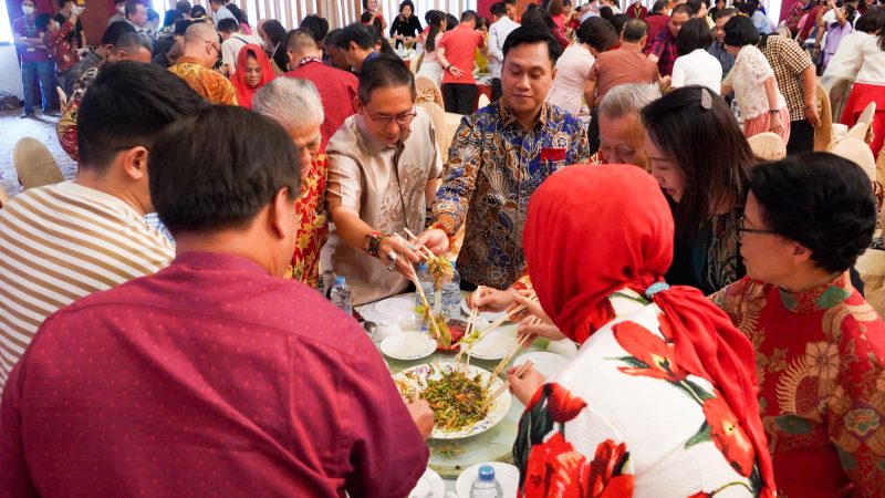 Ketua Permabudhi Sumut Bersama Pembimas Buddha Hadiri Ramah Tamah Perayaan Imlek Sumatera Utara