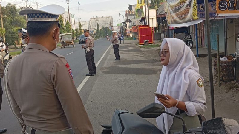 Polres Langkat Gelar Razia Ops Keselamatan Toba 2025 di Jalan Jendral KH.Z.Arifin