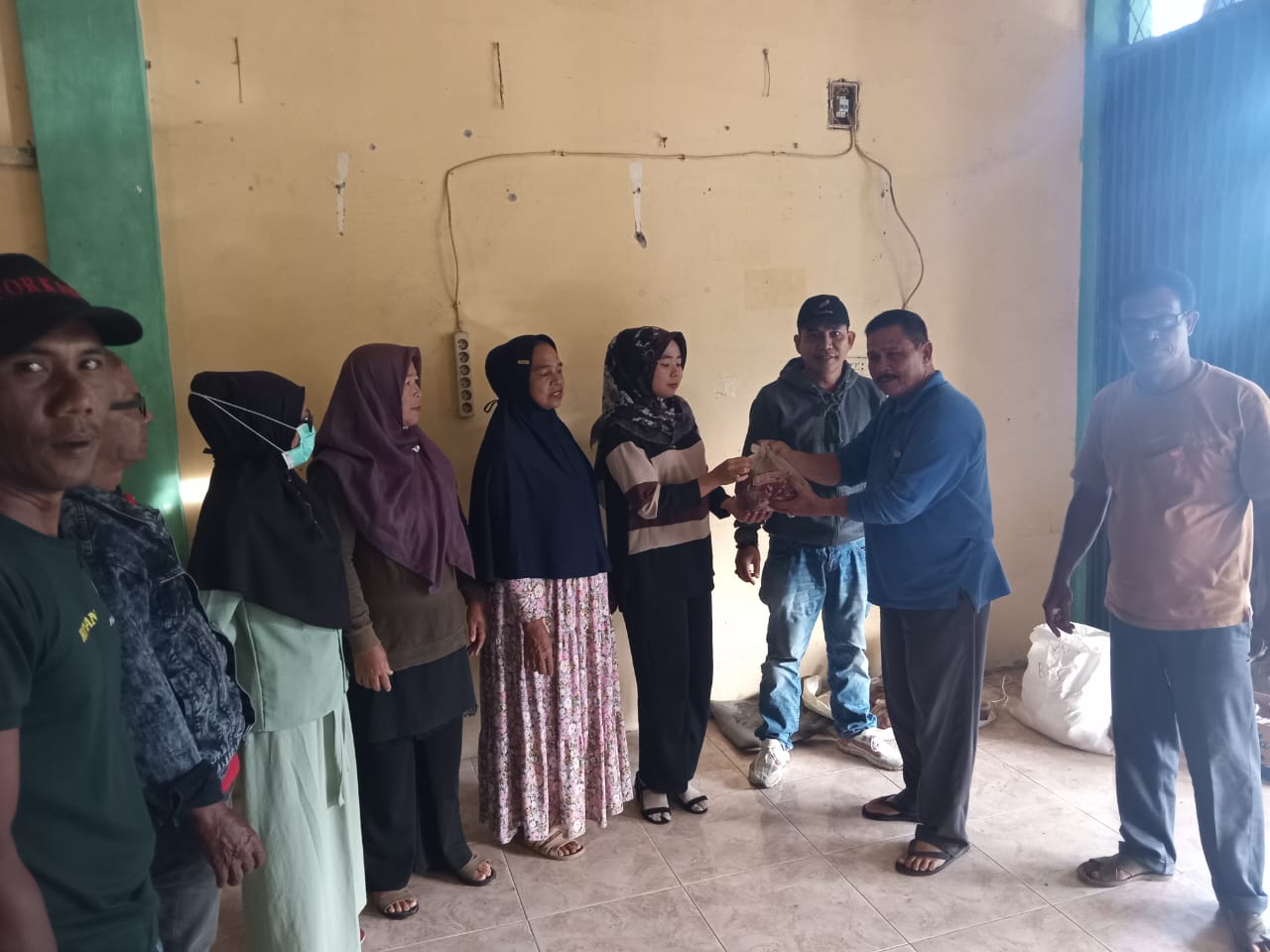 Jelang Ramadhan Forkab Aceh Barat Salurkan Daging Meugang Untuk Anggota