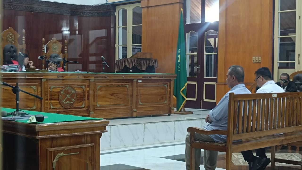 Bacakan Pledoi, Aris Yudhariansyah Akui Tidak Pernah Menerima Uang Rp700 Juta