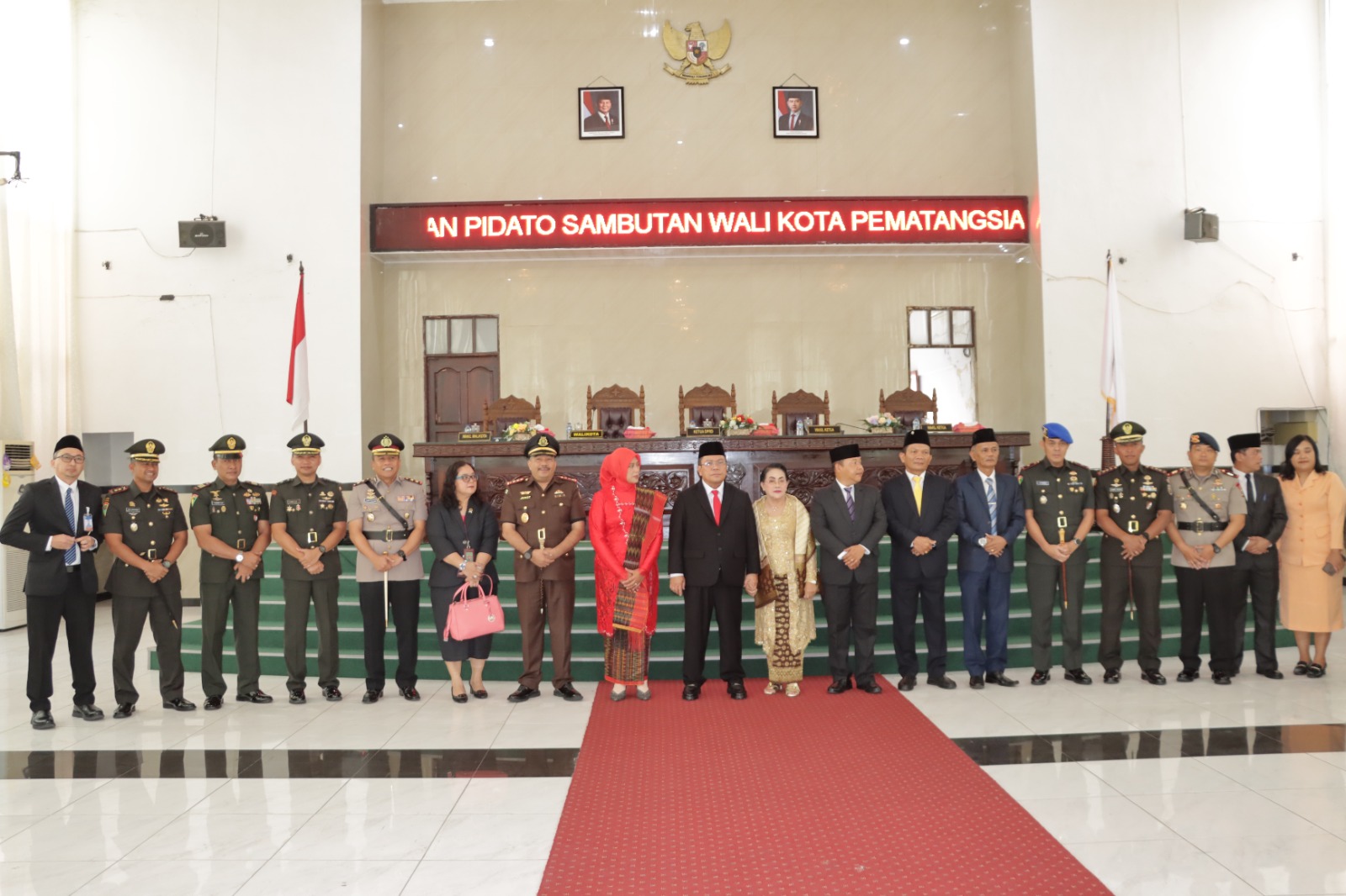 Kapolres Pematangsiantar Ikuti Rapat Paripurna Sertijab dan Penyerahan Memori Jabatan Wali Kota