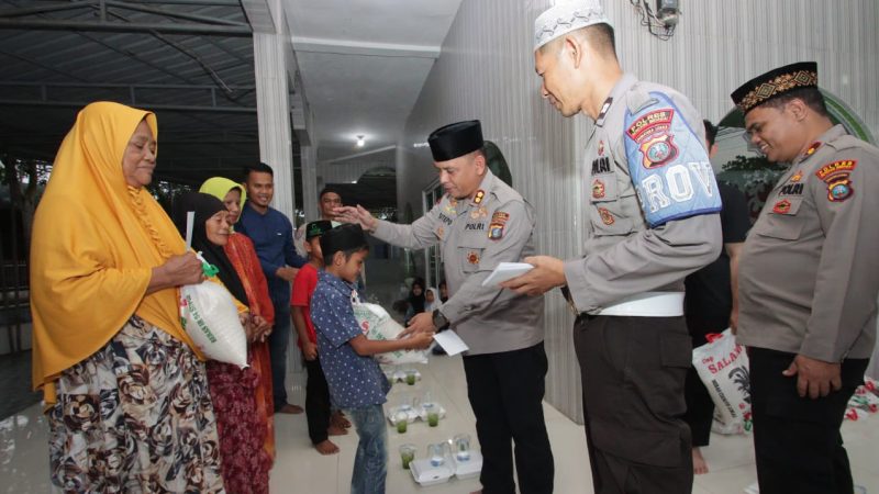 Berbagi di Bulan Ramadhan, Kapolres Sergai Santuni Kaum Dhuafa dan Anak Yatim