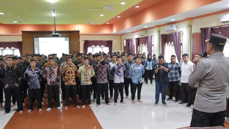 Kapolres Pematangsiantar Pimpin Penandatangan Pakta Integritas dan Pengambilan Sumpah RIM Polri TA 2025