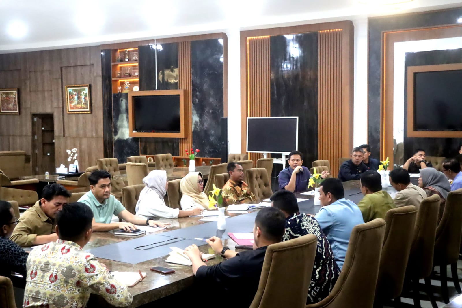 Bupati dan Wabup Sergai Bahas Strategi Peningkatan PBB-P2 Tahun 2025