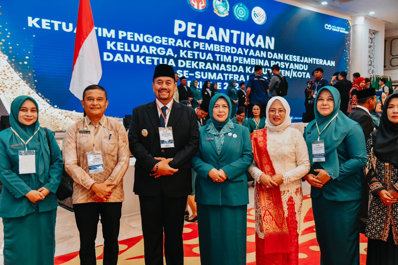 Ketua TP PKK Batu Bara Ny. Henny Baharuddin Siagian Resmi Dilantik oleh Ketua TP PKK Sumut