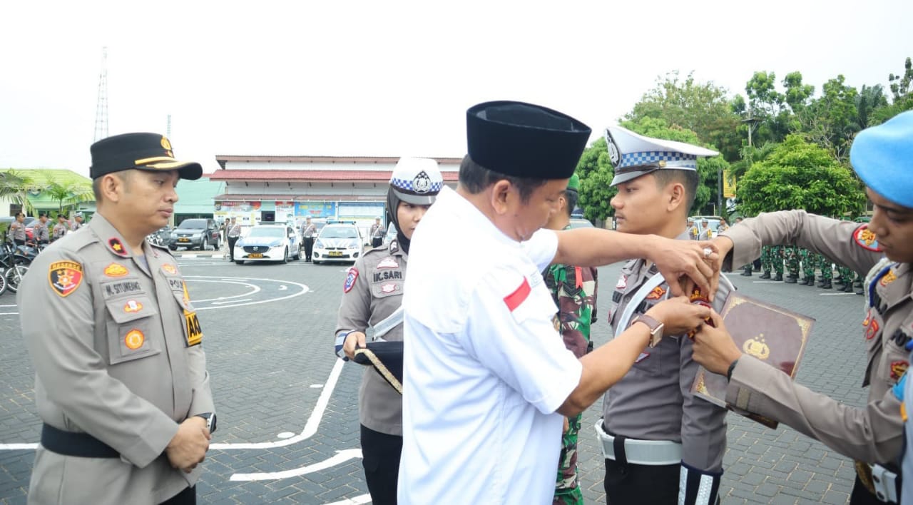 Wakil Bupati Inhu Pimpin Apel Gelar Pasukan Operasi Ketupat, Ini Amanat Kapolri