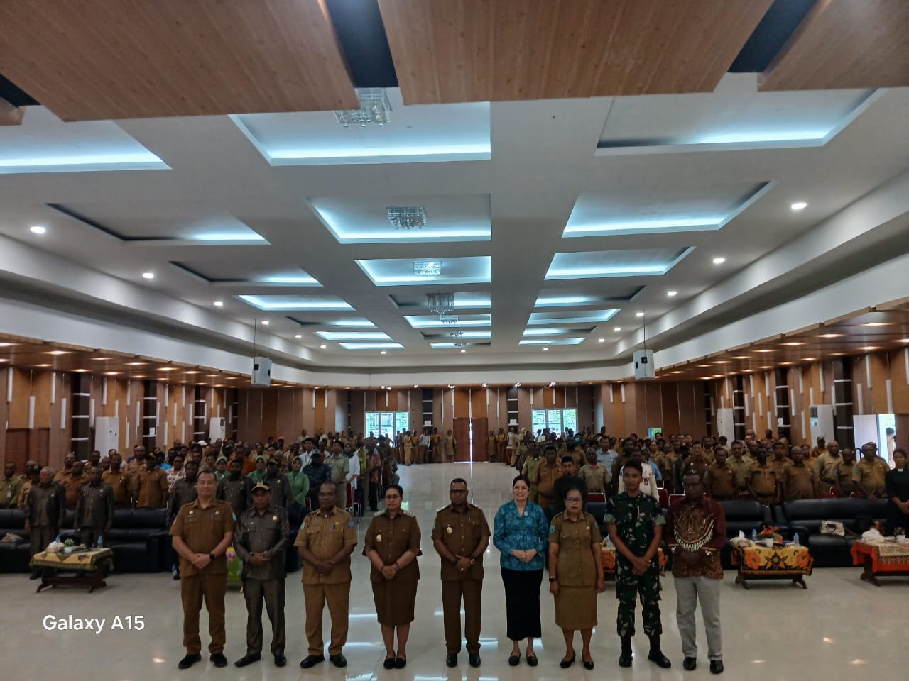 Bupati Sorong Selatan Petronela Krenak, S.Sos Buka Musrembang RKPD dan OTSUS Tahun 2025