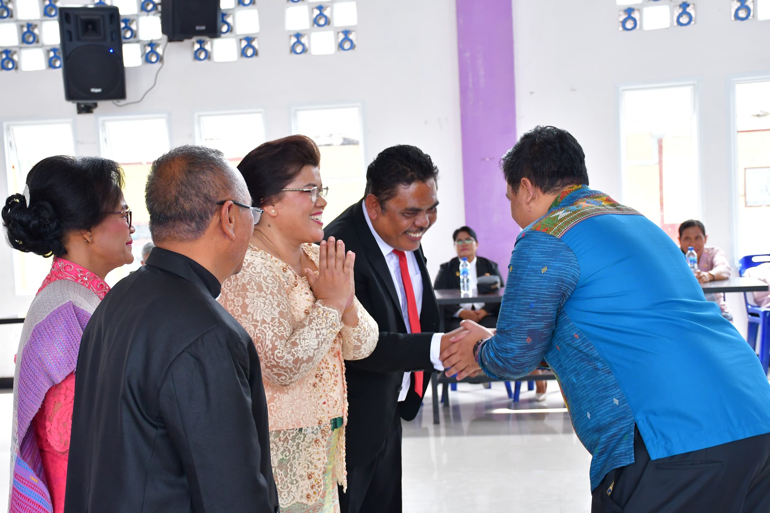 Pisah Sambut Praeses Distrik Vii Samosir, Bupati Samosir Puji Ide Kreatif Pdt. Rein Justin Gultom